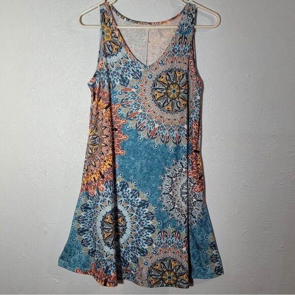 Dresses & Skirts - Colorful Sleeveless Dress - Size Medium